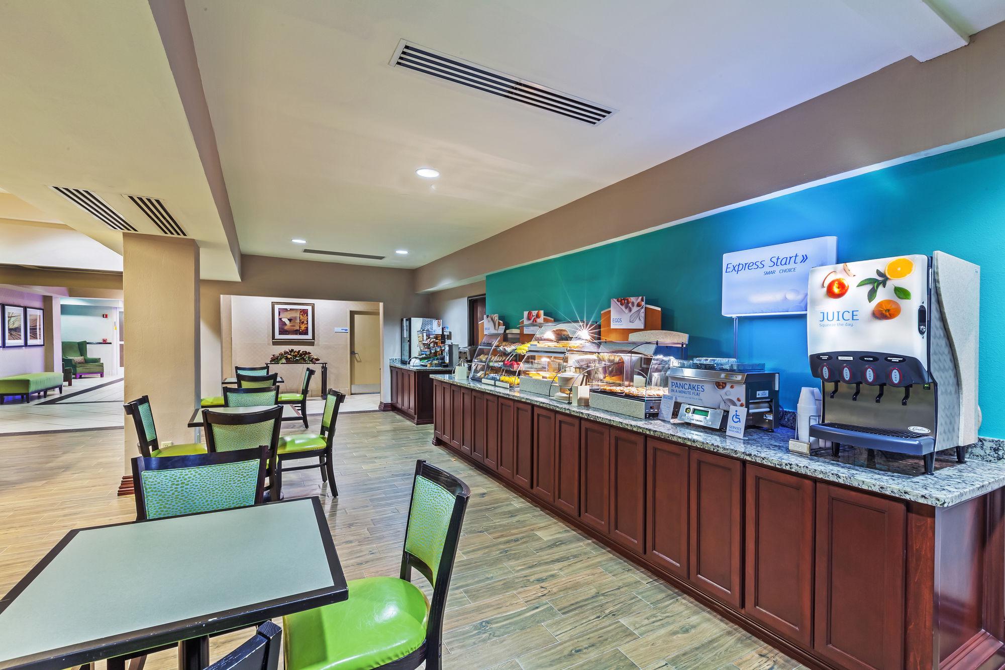 Holiday Inn Express Hotel & Suites Eagle Pass By Ihg Eksteriør billede