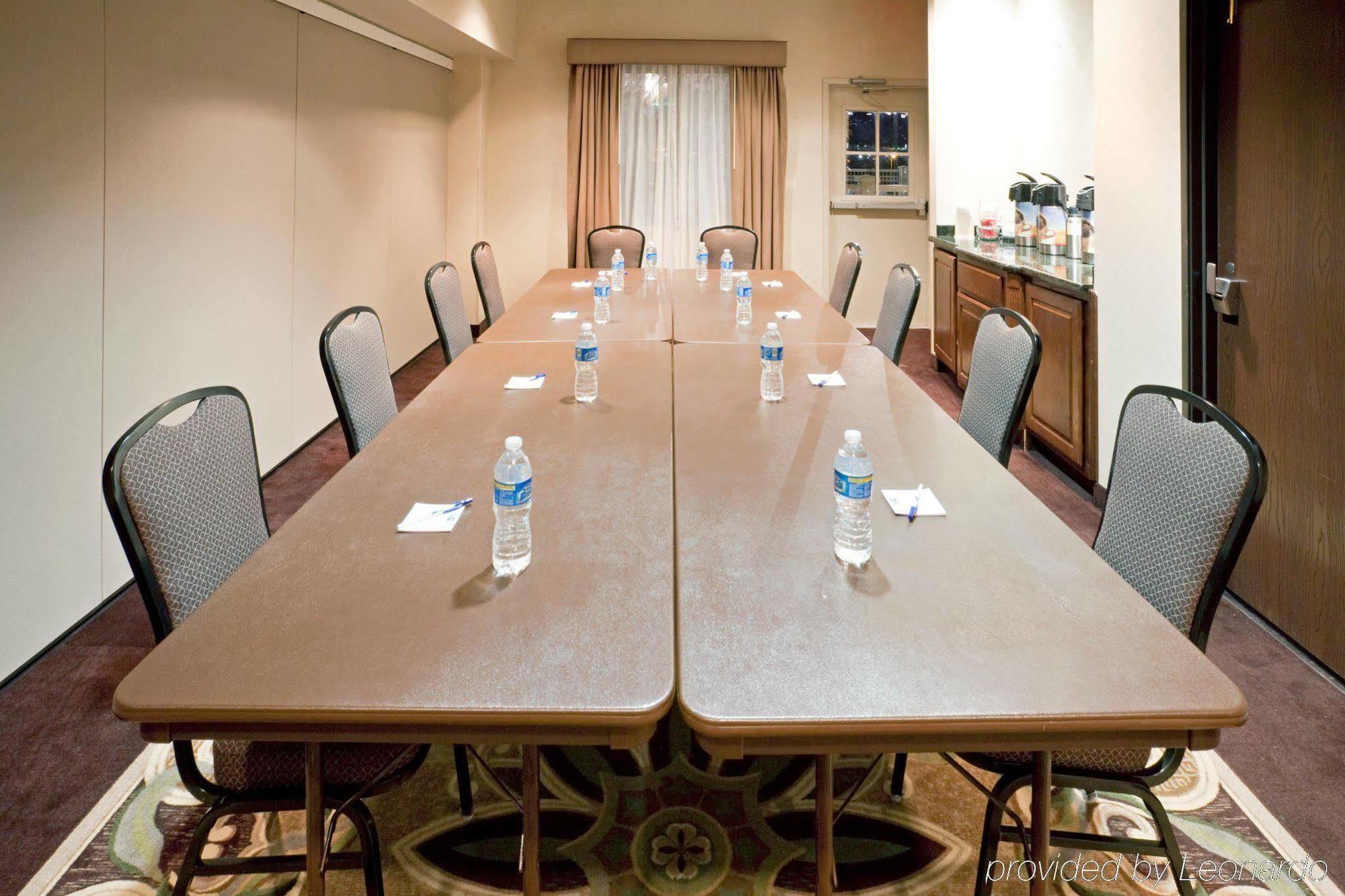 Holiday Inn Express Hotel & Suites Eagle Pass By Ihg Business billede